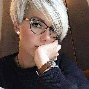 Meet your Posher, Mays